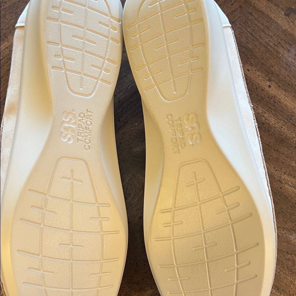 SAS Cream Comfort Shoes - Picture 5 of 7